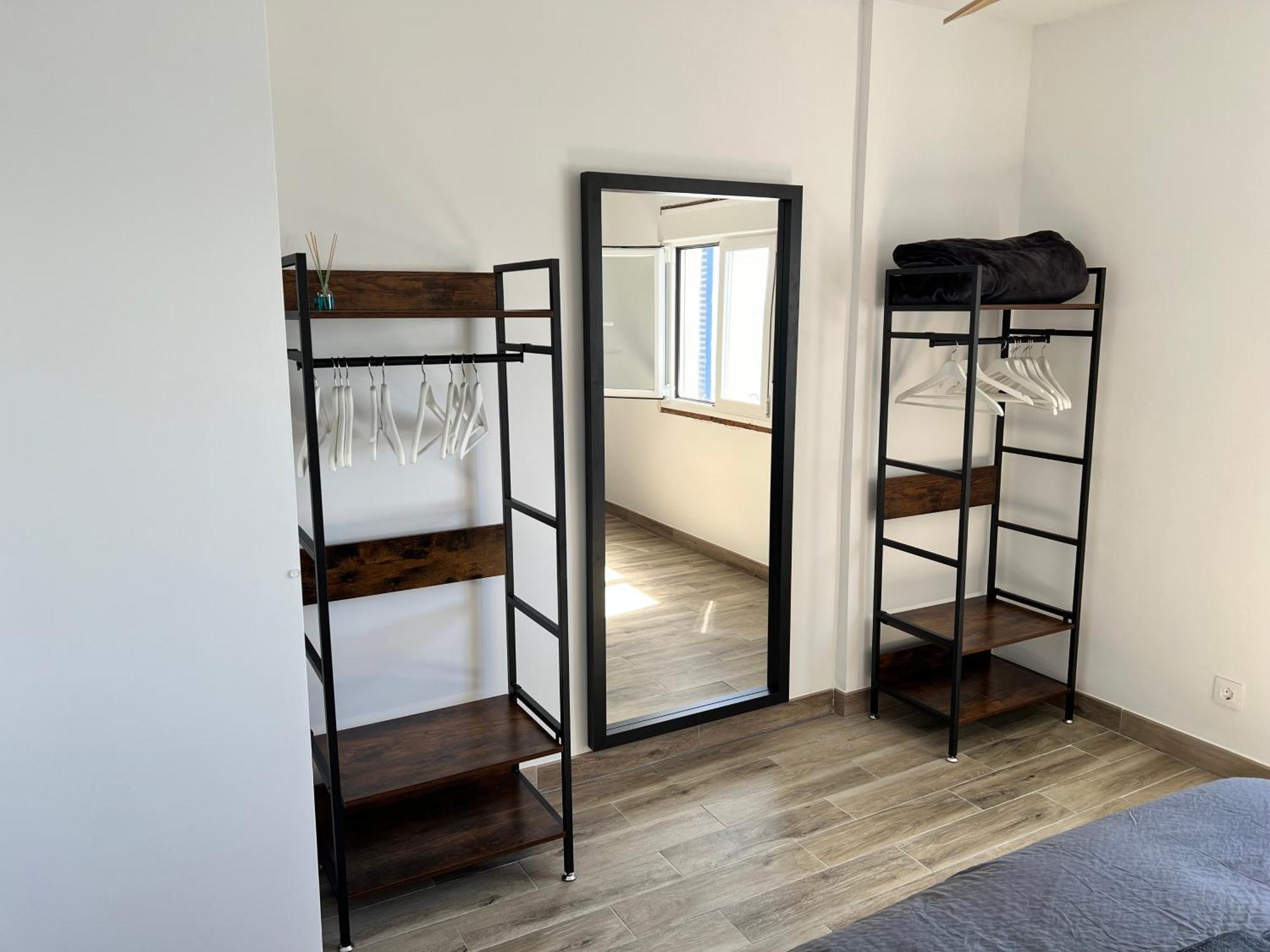 Newly Renovated 2 Bedroom Beachfront House Sitio de Calahonda Dış mekan fotoğraf
